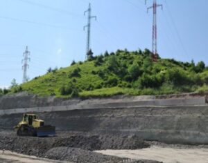 Diaľničný zárez D1 Hubová Ivachnová v zosuvnom bloku
